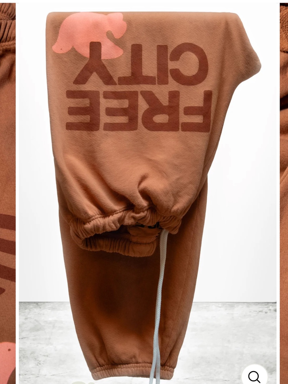 FREECITY sweats size small